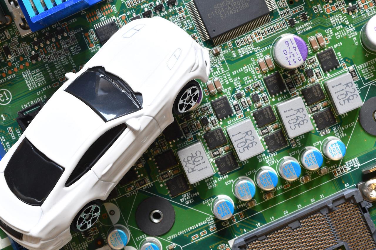 Giro di vite sui chip cinesi, UE vuole regole più stringenti