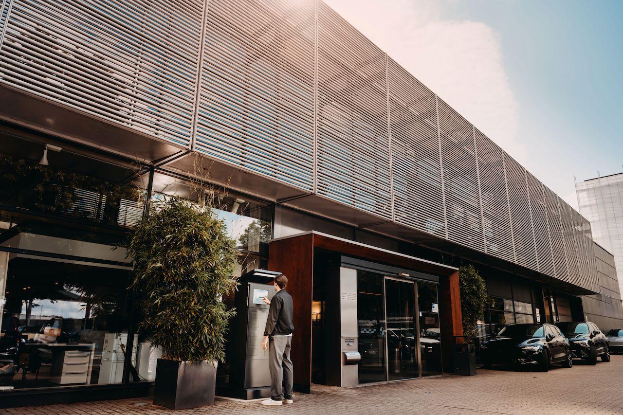 Con il self check-in la riparazione auto diventa smart e H24