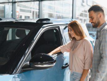 Auto cinesi piacciono ai giovani italiani: 3 su 4 pronti all’acquisto