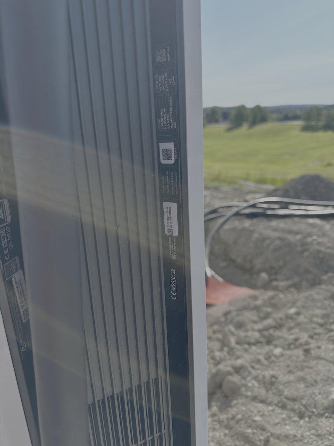 Tesla Supercharger V4 da 500 kW avvistata in Norvegia la prima colonnina europea