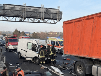 A12: coda di 4 km tra Genova Est e Recco per veicolo in avaria