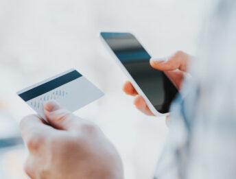 Ricambi auto usati, torna allarme truffe online: i raggiri più sofisticati e come evitarli