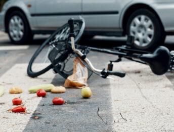Incidente bici mortale a Milano: convivenza impossibile con i Tir?