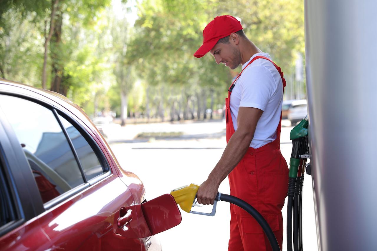 Accise mobili carburanti per salvare le ferie? Il Governo ci pensa