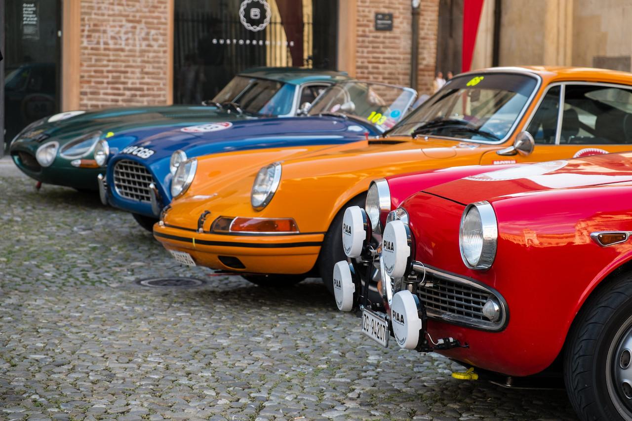 Porsche smentisce nuovi tagli al personale, ma dobbiamo crederci?