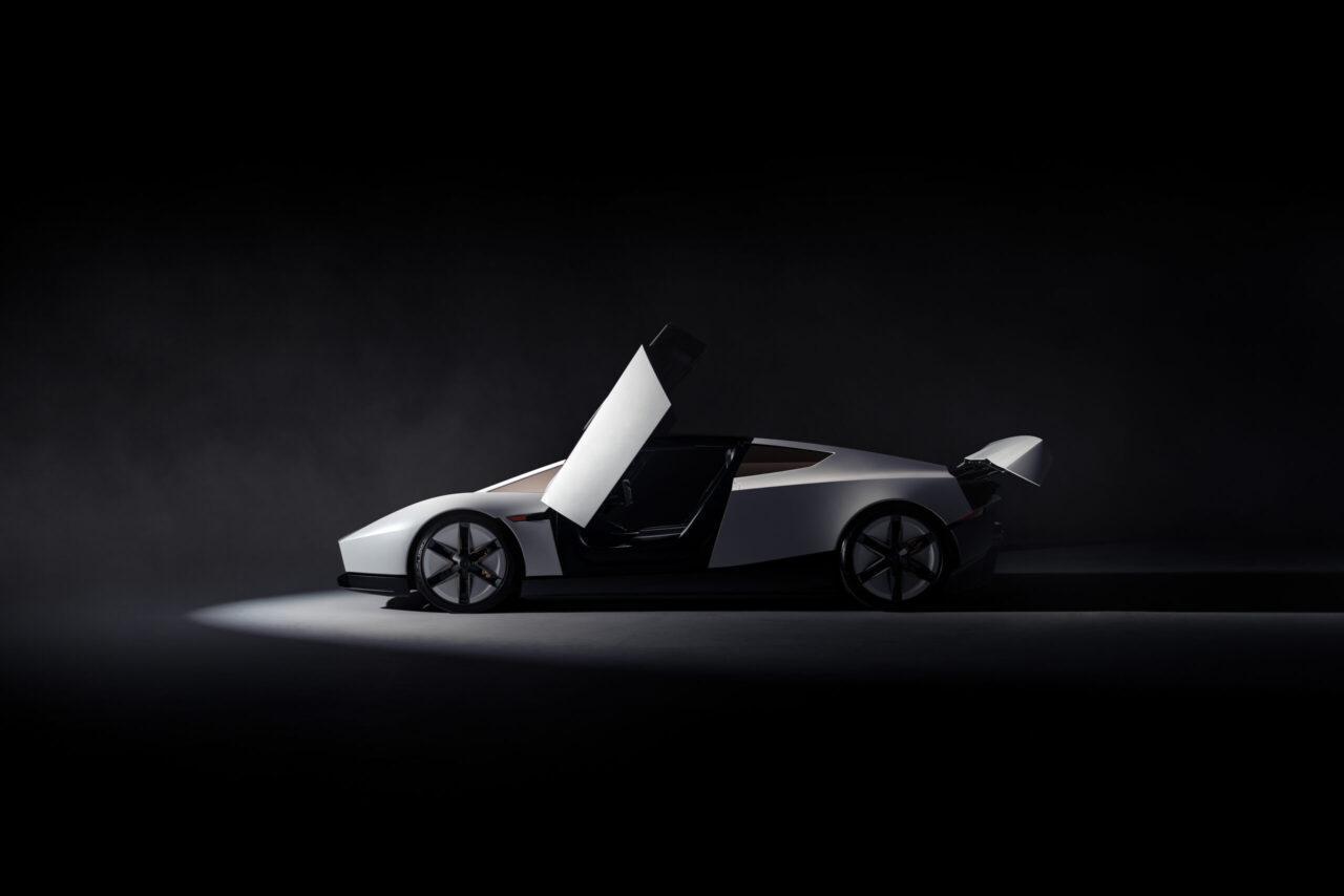 CEO Ferrari loda la nuova Tesla Roadster, ecco perché
