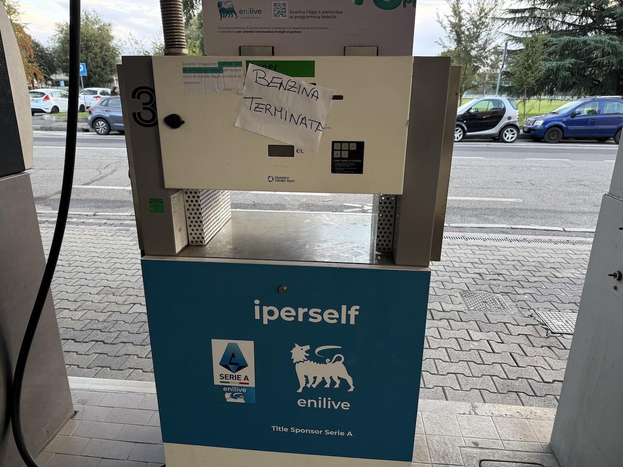Carburanti ENI finiti alla pompa
