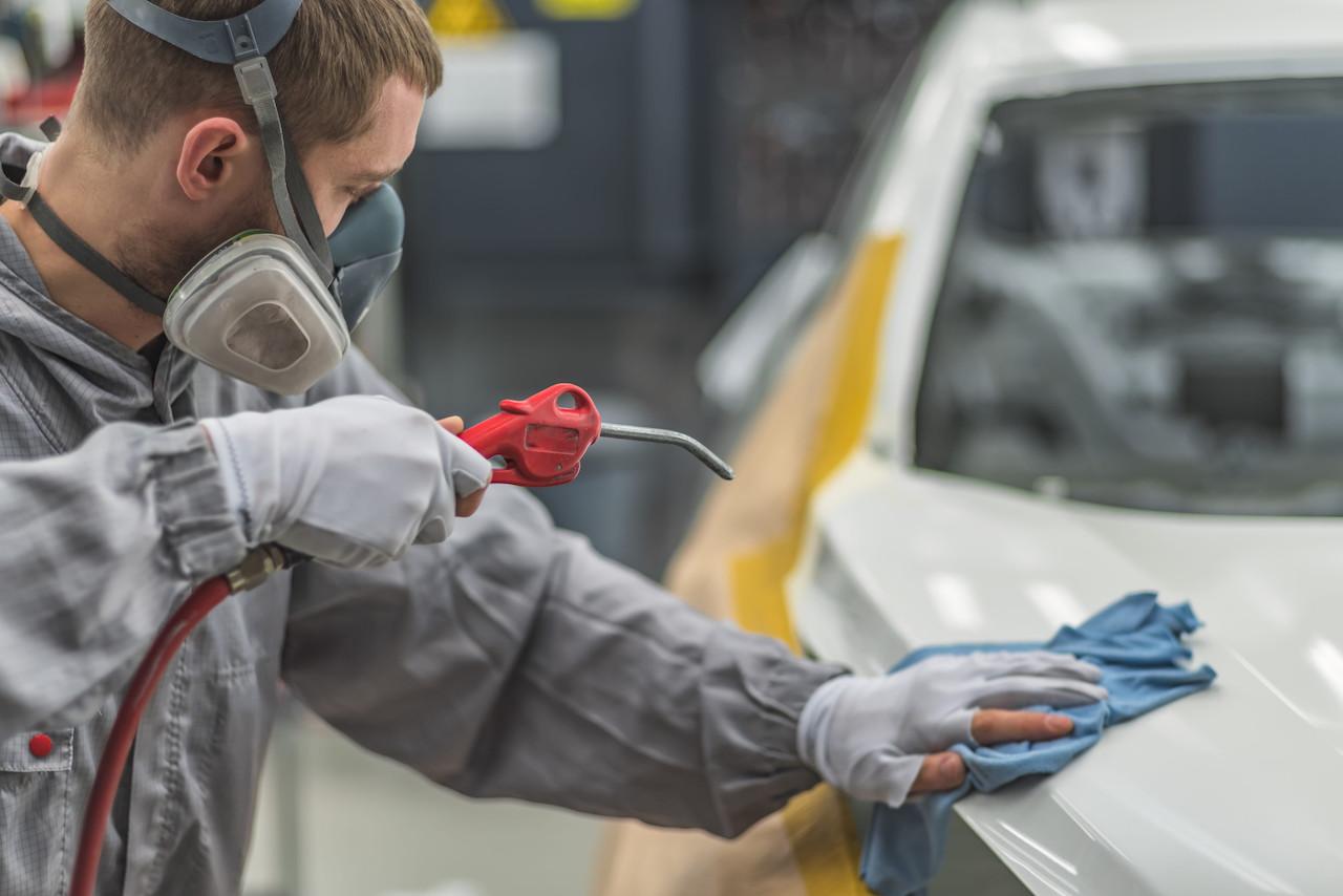 Maranza distruggono auto e moto a Milano, possibile boom prezzi e franchigie delle assicurazioni