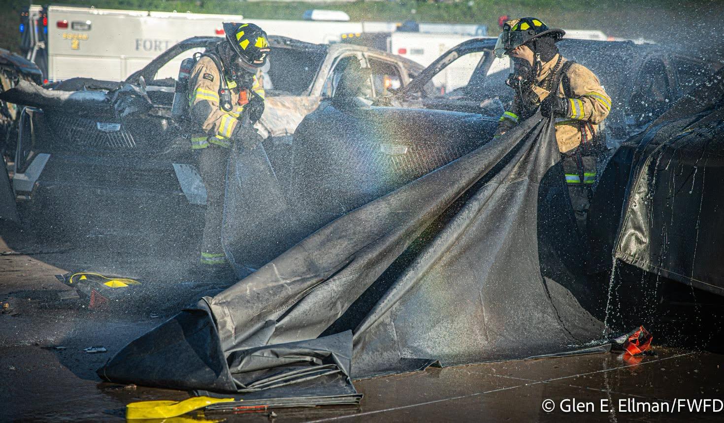 Telo per spegnere incendio auto elettriche Cadillac