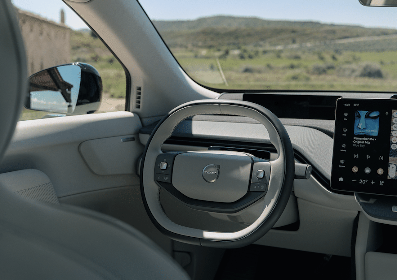Volvo EX60 dentro